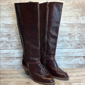 Frye Brown Heeled Boots with Timeless Elegance 8.5 B
